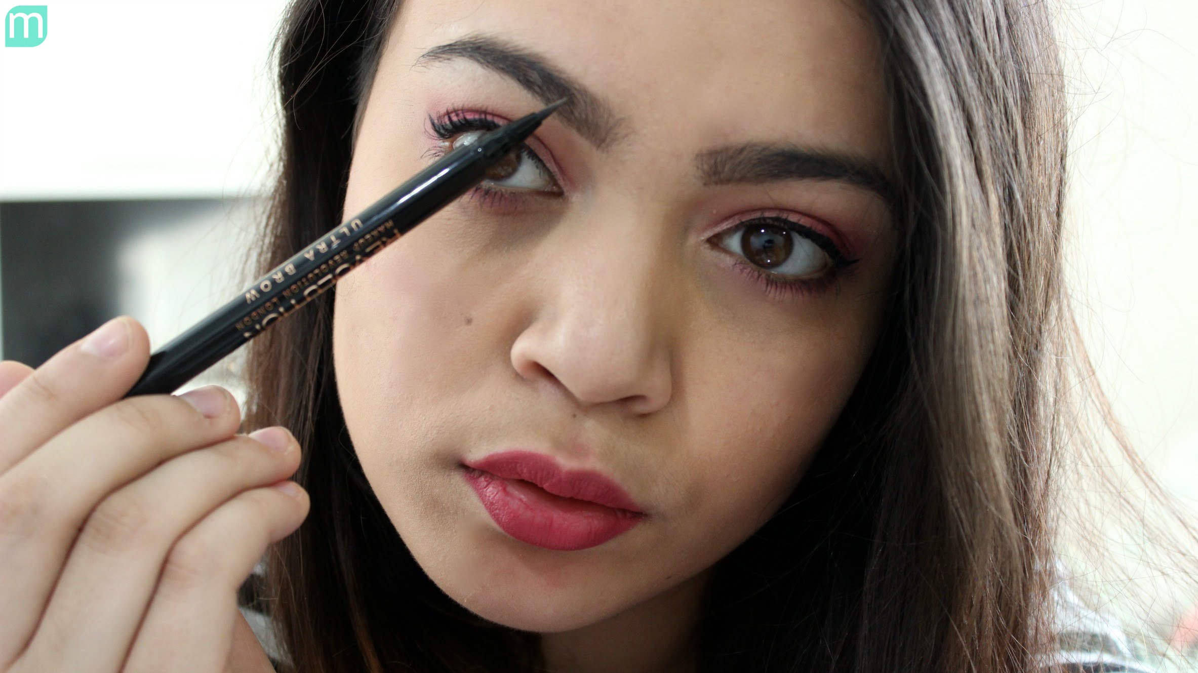 ke-may-Makeup-Revolution-Brow-Dual-Ultra-Brow-Arch-Shape-review-1